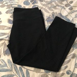 Fabletics Capri pants